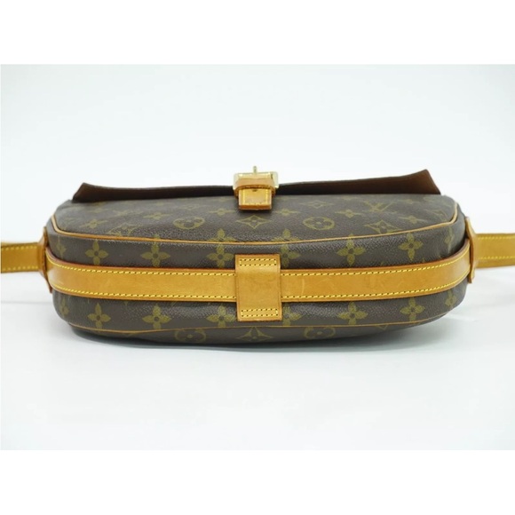 Authentic Louis Vuitton Jeune Fille Monogram Canvas Crossbody Bag - Picture 15 of 16